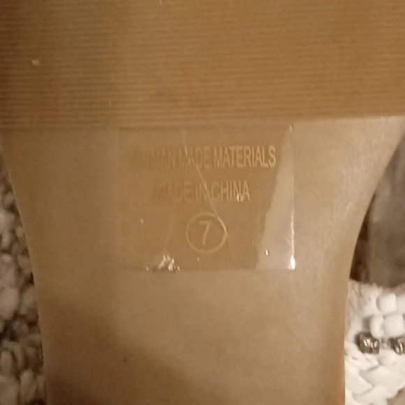 Soda Faux Leather and Rhinestone Sandals Size 7 - Picture 4 of 4